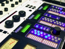 console-v.jpg