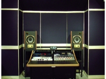 mastering_console_2.jpg