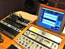 hqcd-center-11
